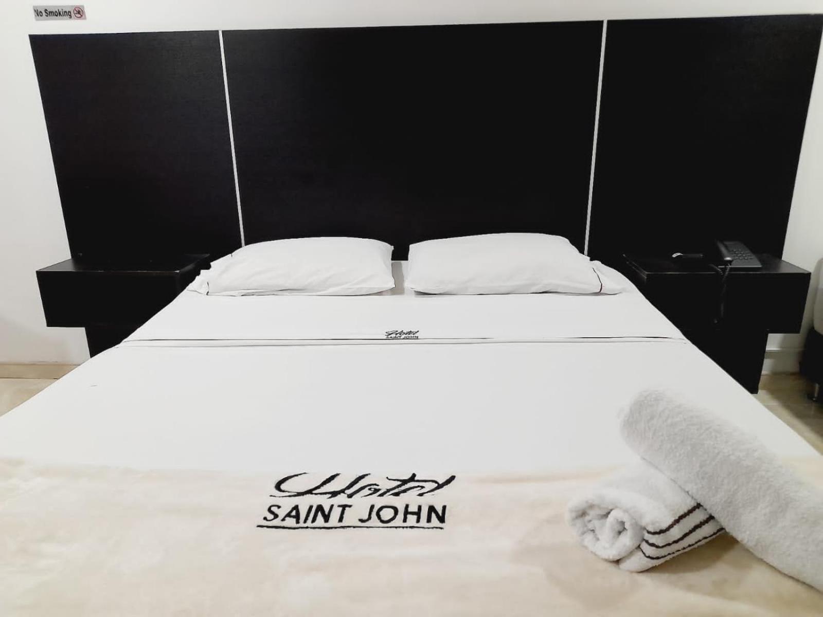 Hotel Saint John Medellin Bagian luar foto
