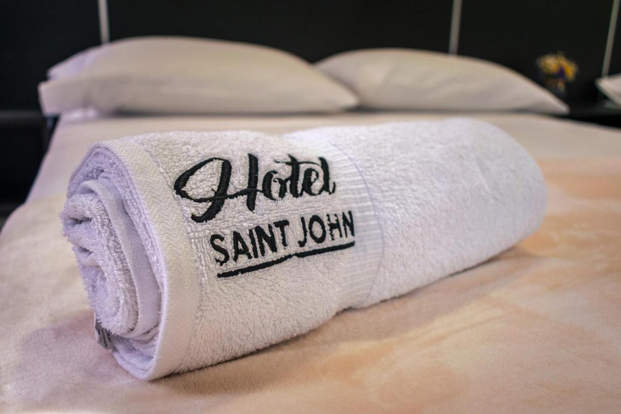 Hotel Saint John Medellin Bagian luar foto