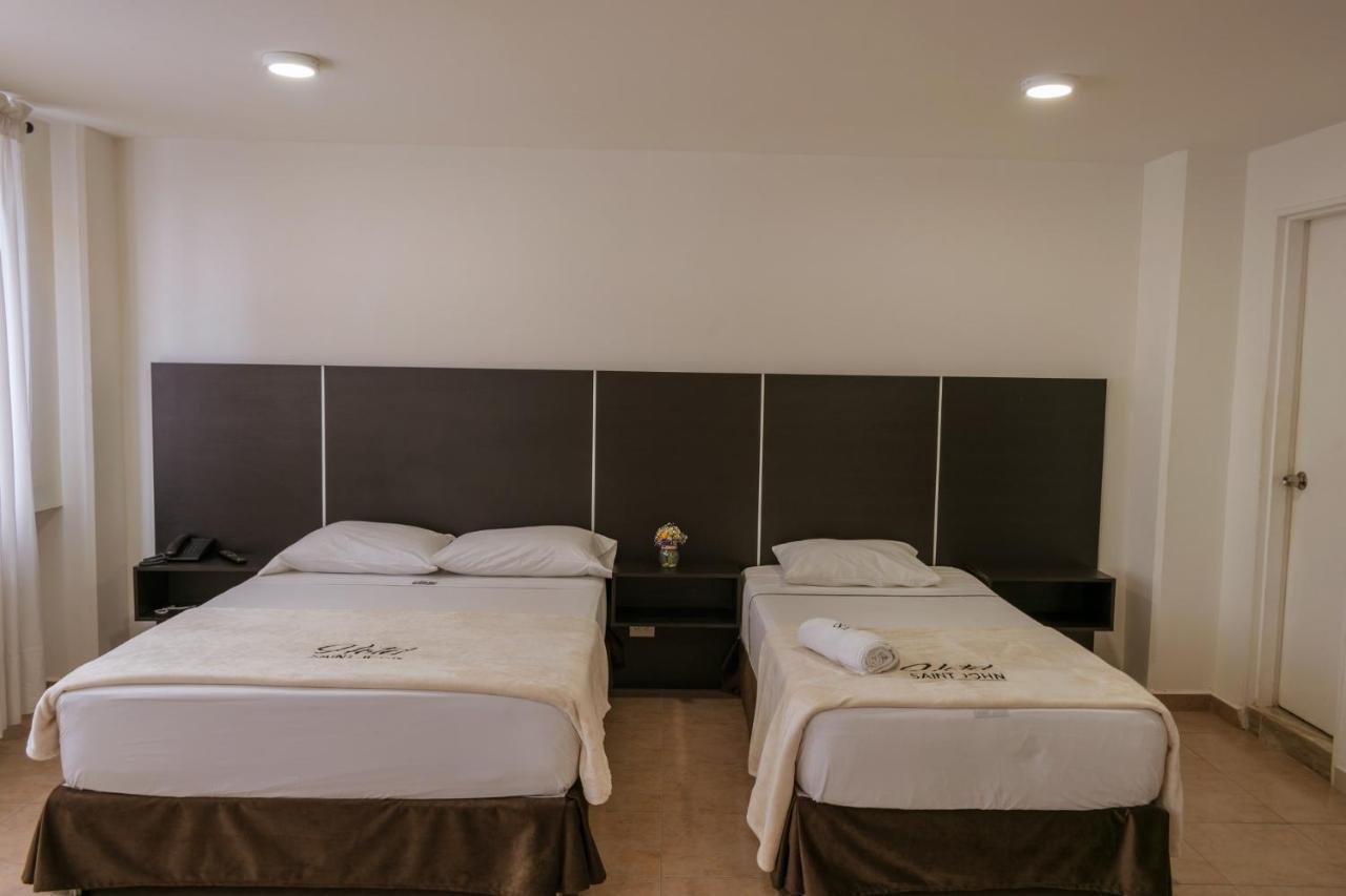 Hotel Saint John Medellin Bagian luar foto