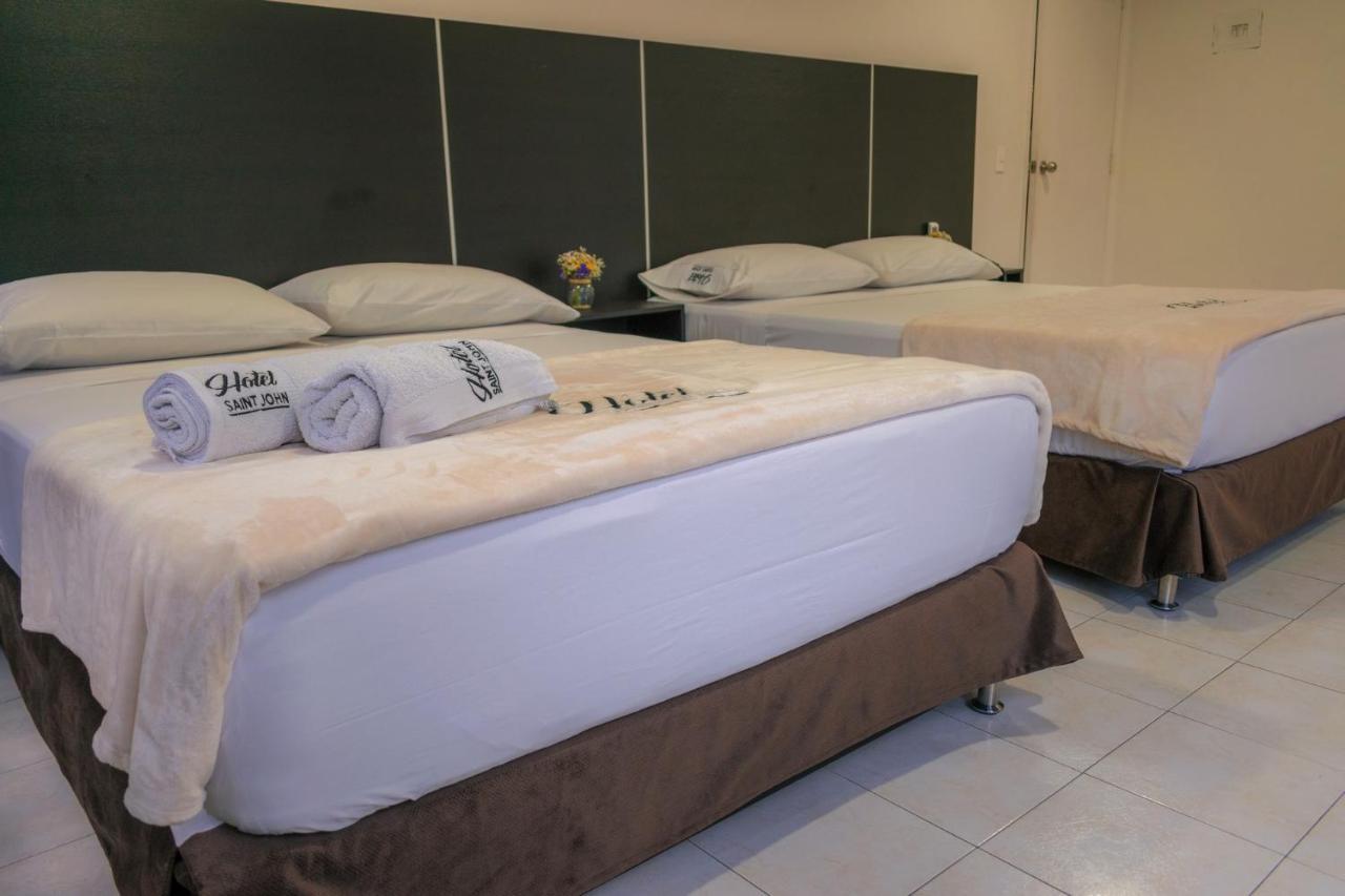 Hotel Saint John Medellin Bagian luar foto