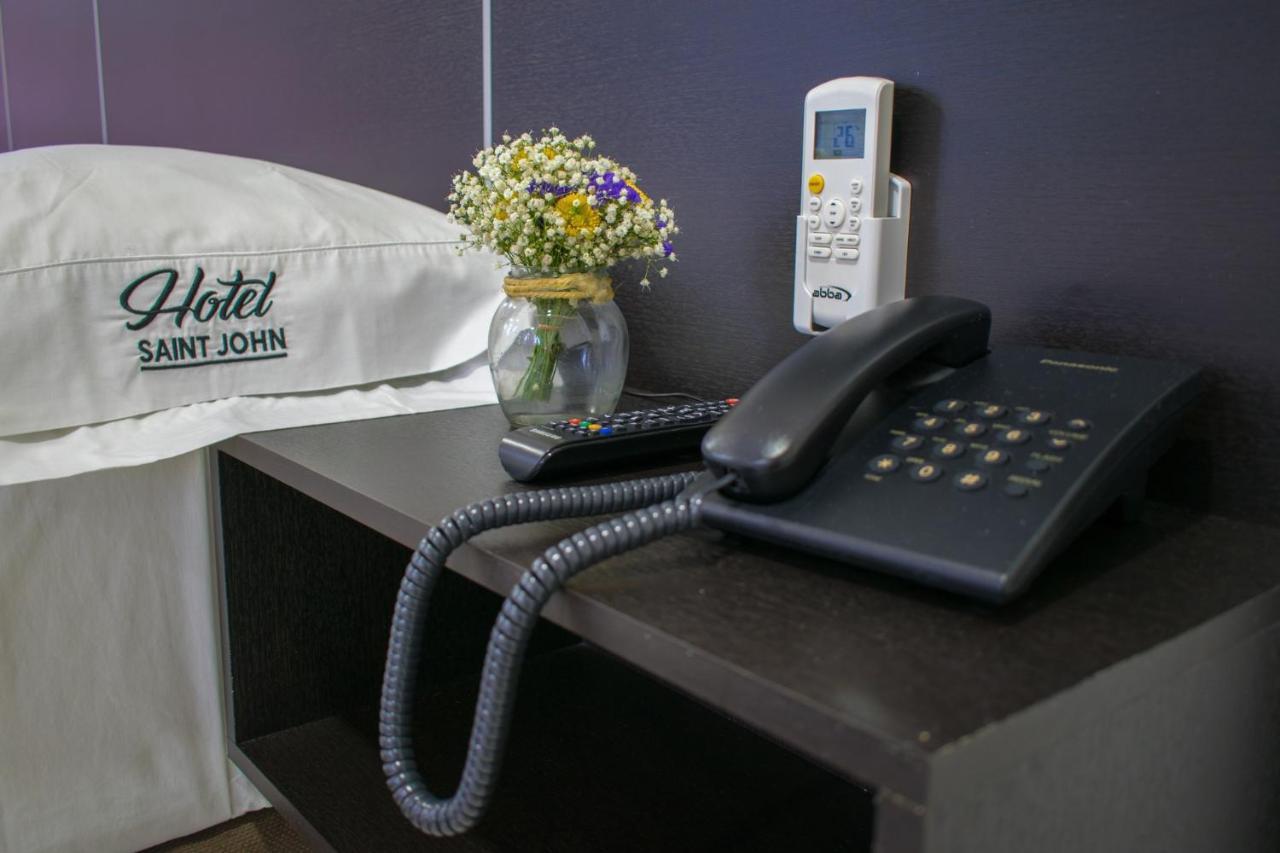 Hotel Saint John Medellin Bagian luar foto